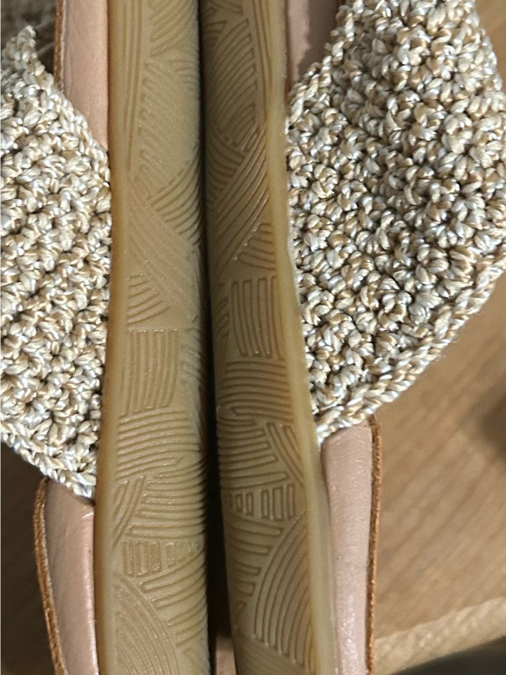 The Sak Beige Crochet Thong Sandals size 7 beach cottagecore earthy - Picture 8 of 9